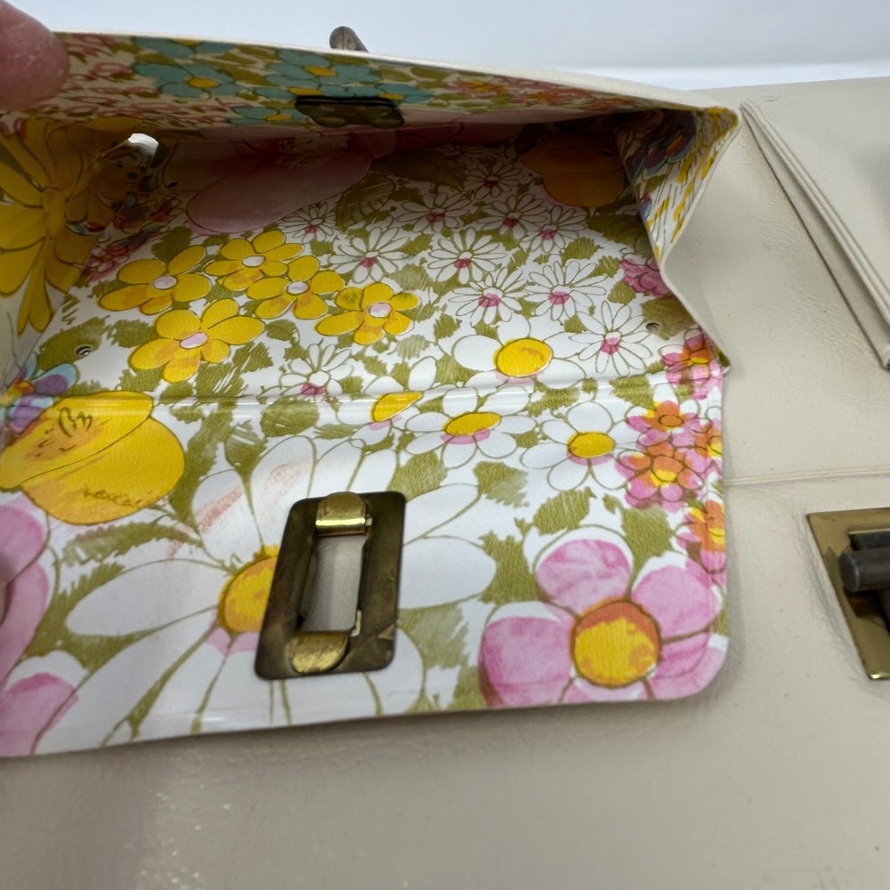 Vintage Midcentury Cream Faux Leather Briefcase Attache Case Top Handle Bag - Picture 11 of 12